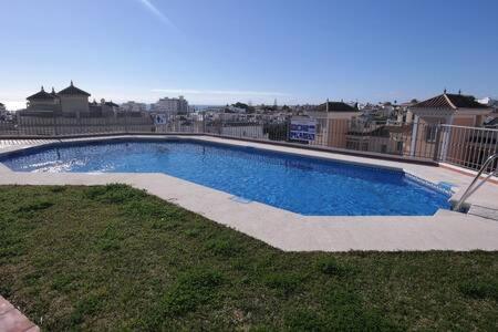 Amplio Apartamento Con Piscina Cerca De La Playa Nerja Exteriér fotografie